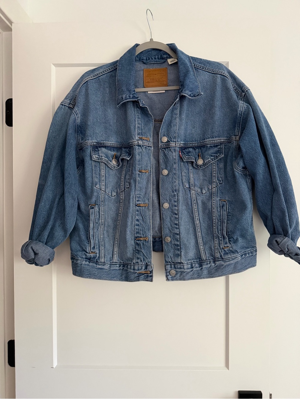 Levi’s oversized women’s Classic Blue Denim Jacket